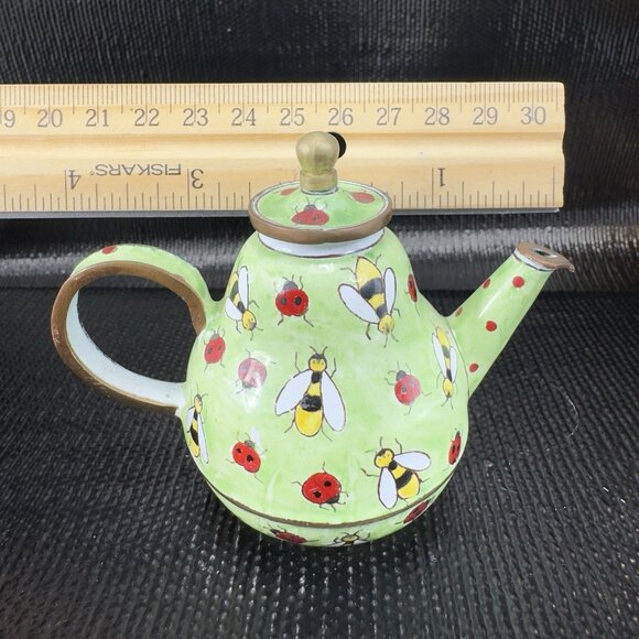 1999 KELVIN CHEN Enamel Lidded Tea Pot Mini Teapot Bee Ladybug Small Jug Pitcher - Picture 4 of 10